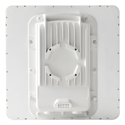 Radio PTP / 1.36 Gbps / 4.9-6.2 GHz / 802.11ac Wave 2 MU-MIMO 4x4 / Antena Integrada 23 dBi / IP66/67