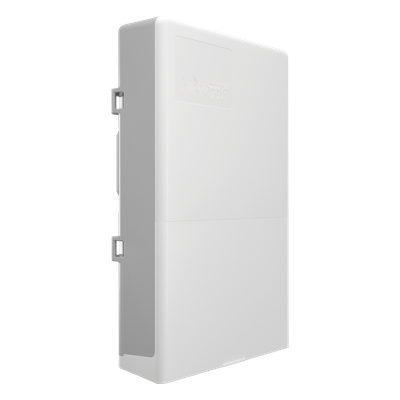 Switch exterior / 18 puertos / 15 PoE inversos / 2 SFP / IP56 / 3.6 Gbps / 12.5 pies