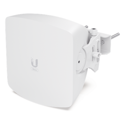 Punto de Acceso PtMP / 60 GHz + 5 GHz / 5.4 Gbps / Cobertura Sectorial 30° / Alcance 8 km (26,246.7 ft) / 31 Clientes / SFP+ 10G