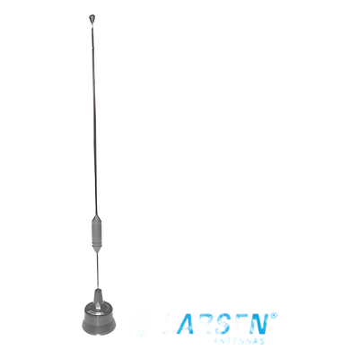 Antena Móvil UHF / 890-960 MHz / 3.2 dBd (5.4 dBi) / 200 W / 70 MHz / 34 cm (13.5 ft) / Montaje NMO