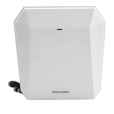 Radar IP Perimetral / 60 m (196.9 ft) de Alcance / 120° de Cobertura / 32 Objetos / 16 Zonas / 4 Salidas de Alarma / IP67 / IK10 / NEMA 4X